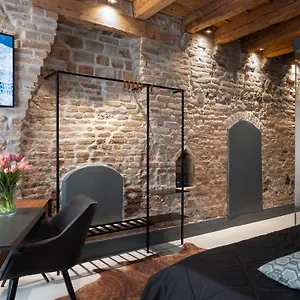  Appartamento Officine Cavour Casa Dei Leoni Centro Storico